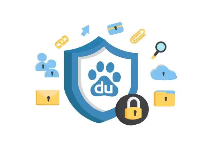 后小伙手搓眼镜体验失明的一天